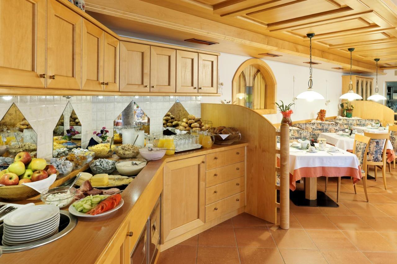 Hotel Stocknerhof Natz-Schabs Екстериор снимка